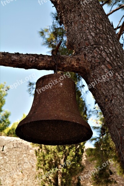 Bell Rusted Old Tree Ring