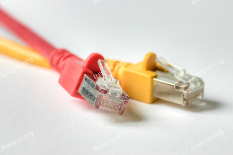 Cable Technology Red Yellow Plug