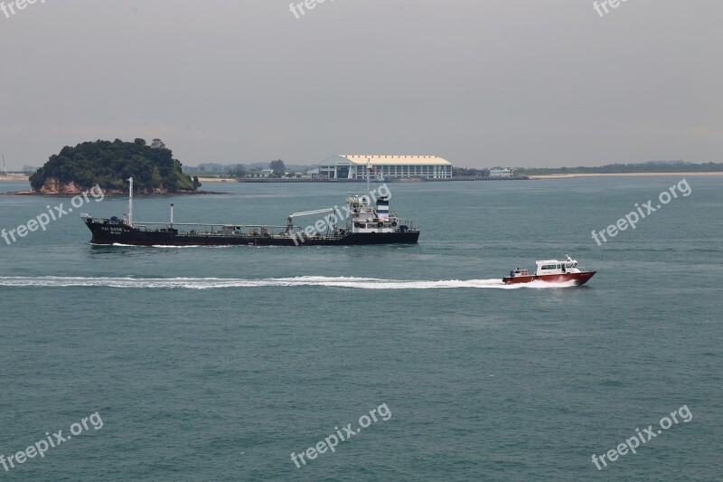 Ships Boats Sea Ocean Waterways