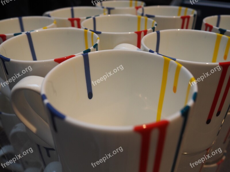 London Museum Of Design Cups Color Exhibition