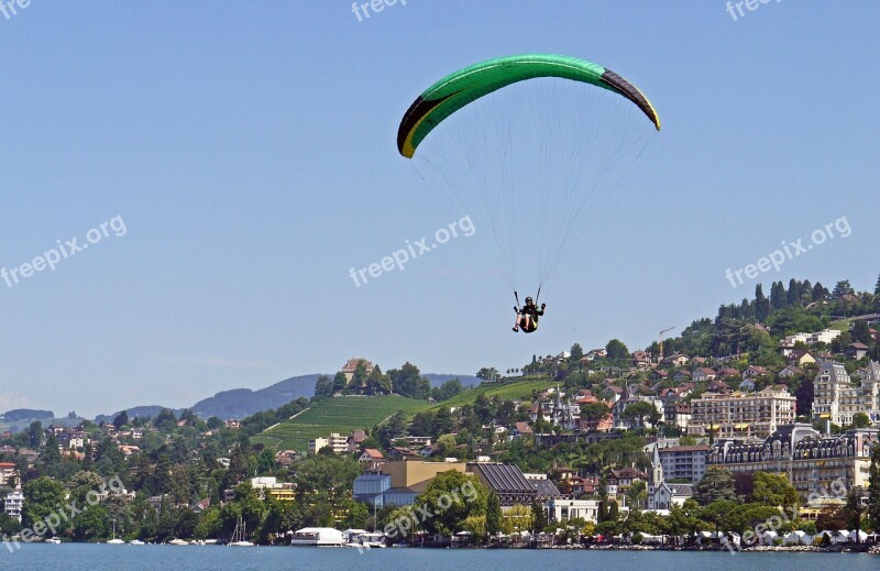 Paraglider Landing Montreux Lac Léman Lake Geneva