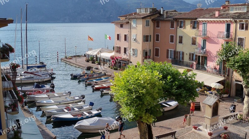 Lake Garda Water On The Lake Piazza