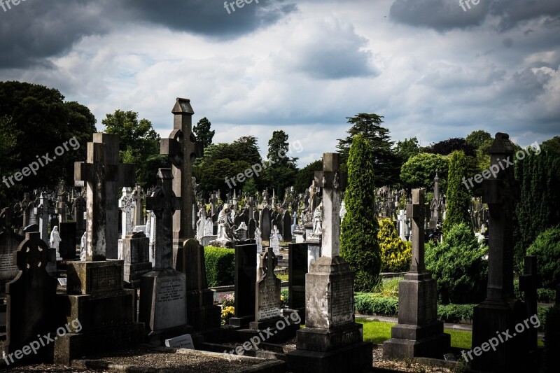 Glasnevin Dublin Ireland Cemetery Cross