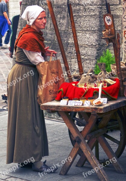 Middle Ages Clothing Costume Woman Market Stall