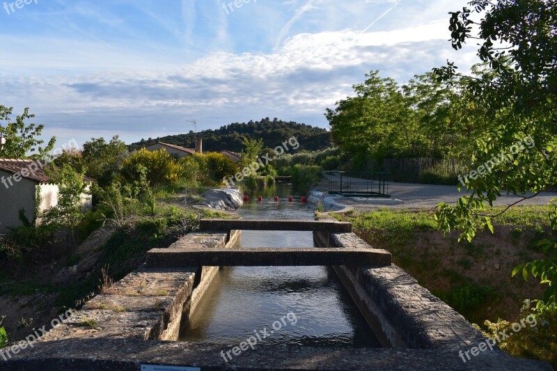 Volx Provence Irrigation Canal Free Photos