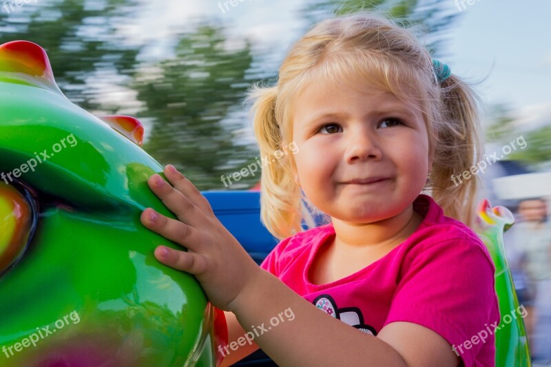 Girl Child Carousel View Face