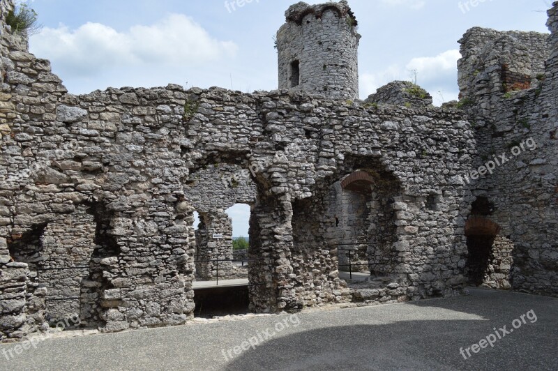 Castle Poland Ogrodzieniec The Ruins Of The Free Photos