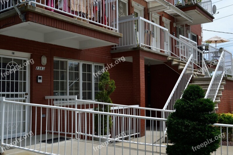 Home Residential Gate Tree Hedge