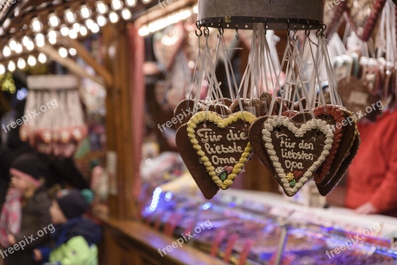 Christmas Market Gingerbread Heart Sales Stand Advent Christmas Decorations