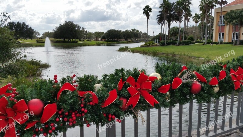 Christmas Decorations Bridge Fountain Holiday