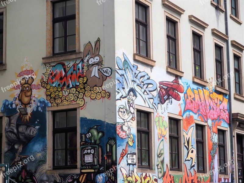 Graffiti Neustadt Dresden Trendy House Facade