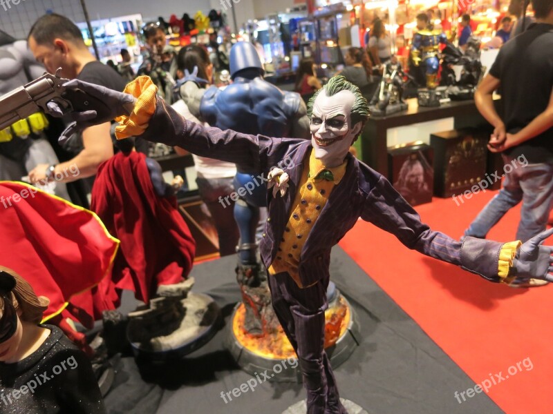 Joker Comics Statue Clown Villain