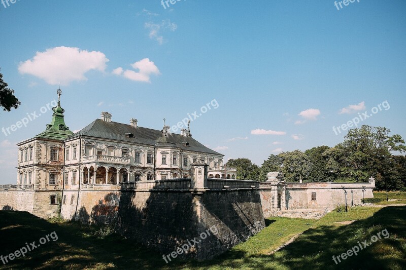 Castle Beautiful View The Old Castle Castle Lviv Architecture