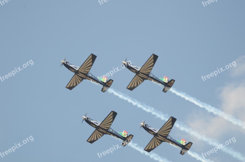 Silver Falcons Aerobatics Aeroplanes Formation Flying Airshow