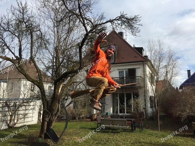 Broom Flying The Witch Hexenbesen Witchcraft