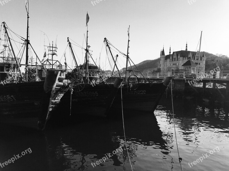 Dalian Fishing Boats Black And White Free Photos