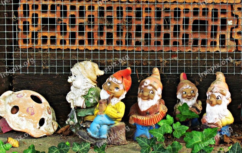 Dwarves The Gnomes Figurines Statues Ornament