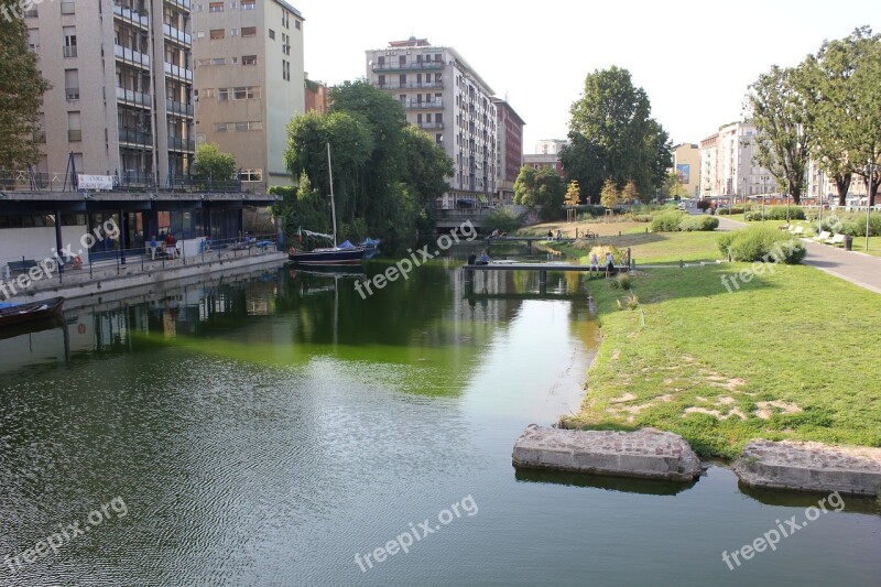 Boathouse Navigli Milan Water Center