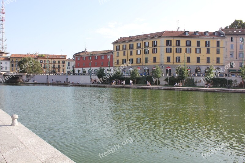 Boathouse Navigli Milan Water Center