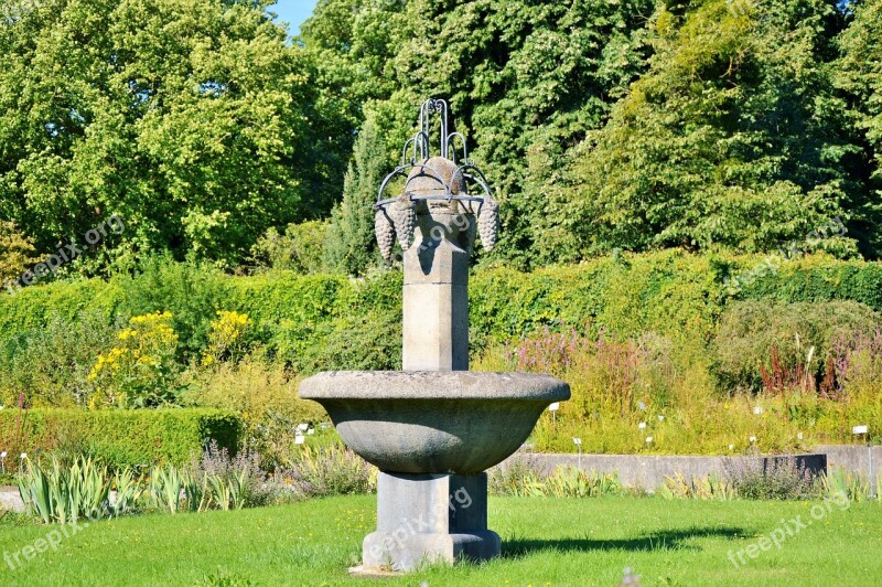 Fountain Deco Stone Figure Sculpture Stone