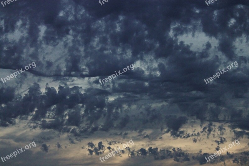 Rain Clouds Wolkenspiel Evening Sky Cloudiness Black Blue