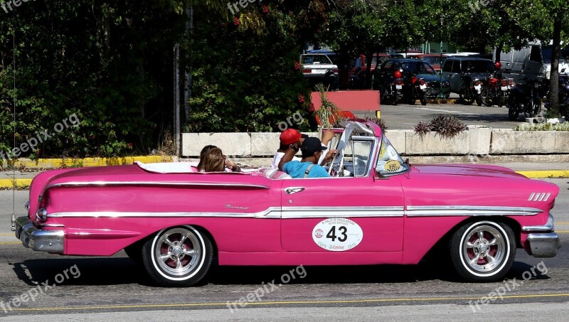 Cuba Car Biscay Convertible Pink