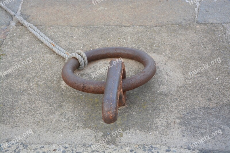 Ring-mooring Wharf Saint Malo France Sea