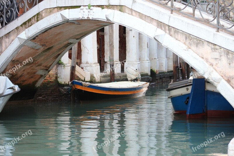 Barge Bridge Canal Venice Reflection