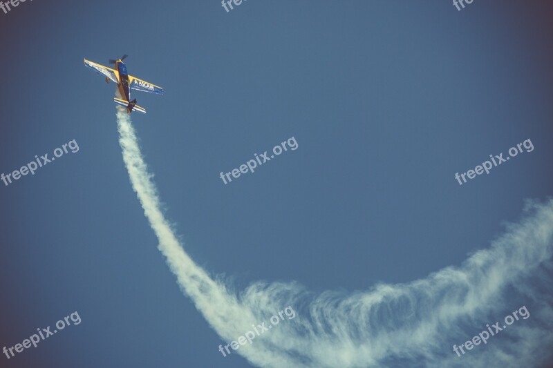 Extra 300 Aircraft Flying Flugshow Flight Days Soest 2017