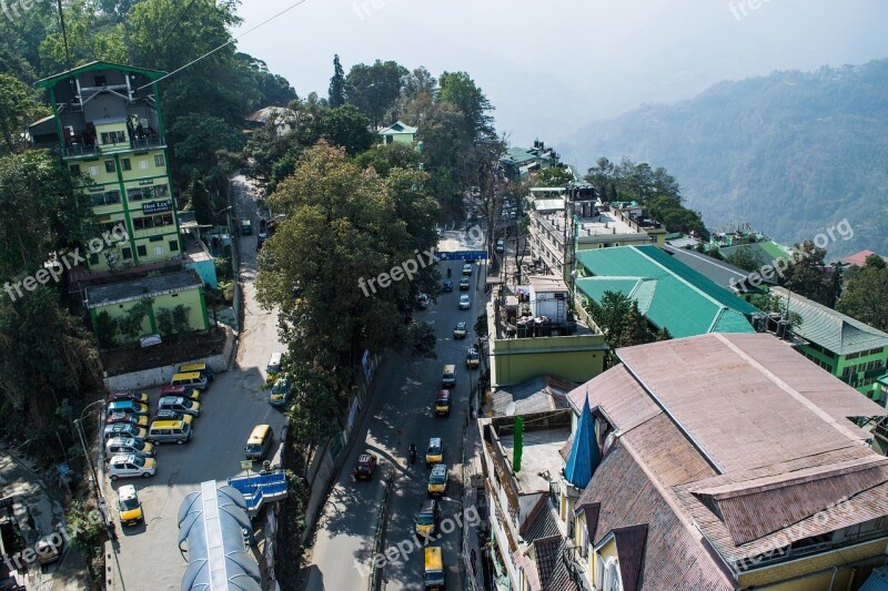 Bird's Eye View Road Traffic Buildings Street