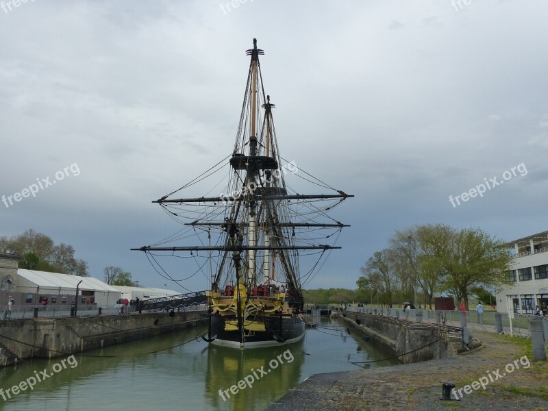 Hermione Hermionne France Boat Frigate Hermione