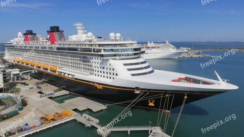 Disney Disney Dream Cruise Ship Port Canaveral Ship