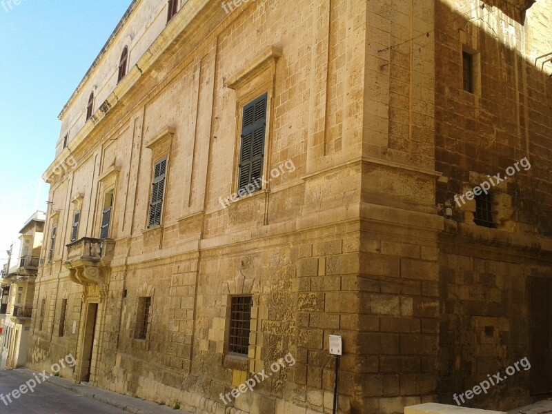 Birgu Inquisitor's Palace Attraction Destination Inquisitor