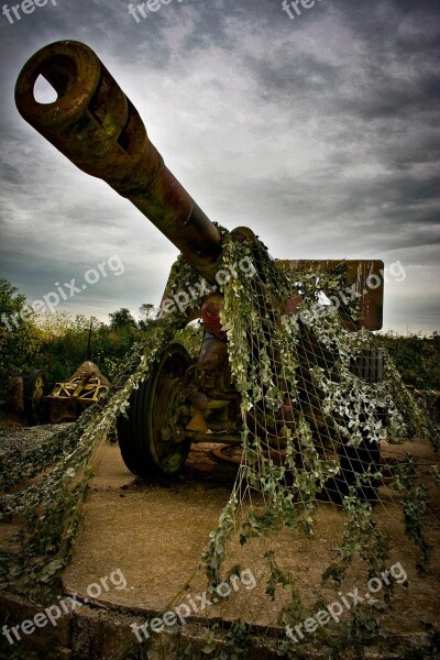 Gun War Normandy France Trenches