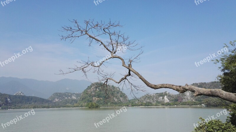 Seven Star Crags Withered Blue Sky Lake Free Photos