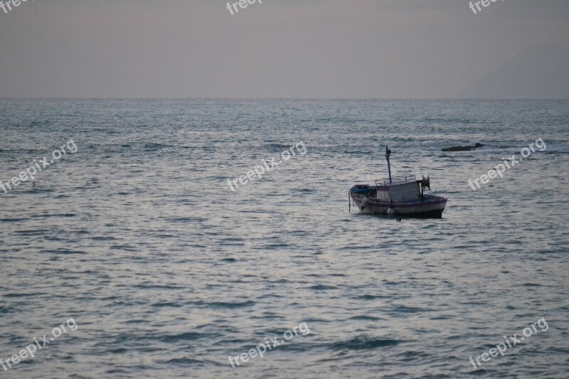 Fishing Boat Boat Lake Water Romantic