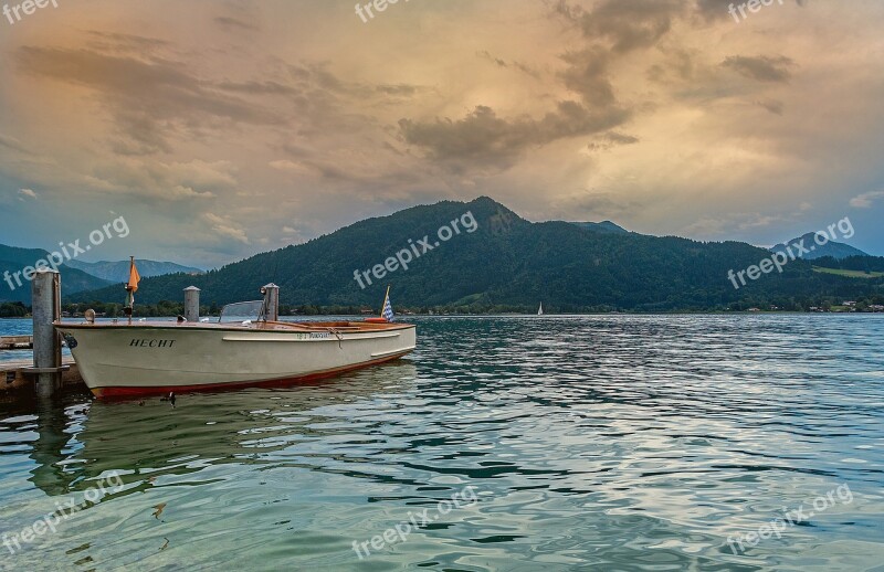 Water Lake Ship Mirroring Green Lake