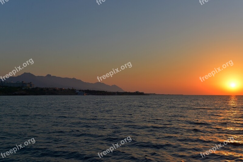 Sunset Cyprus Korablik Sea Journey