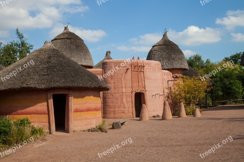 Africa Hut Cabins Air Blue