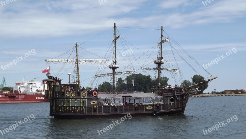 Panorama Schooner Ship Cruise Port