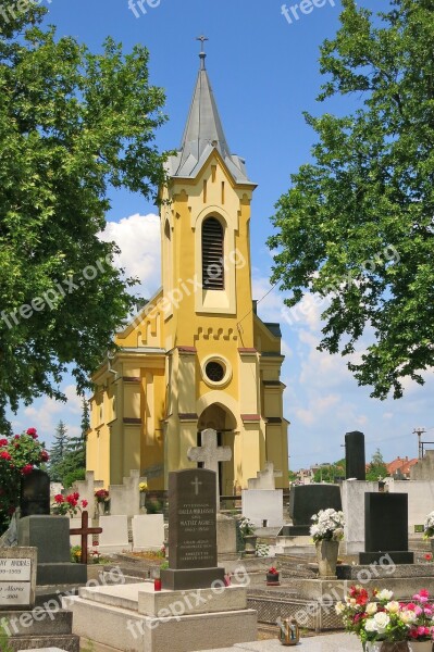 Hungary Tiszakecske Chapel Cemetery Architecture