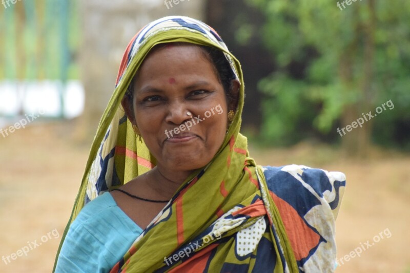 Odisha Women Smiling Saree Traditional