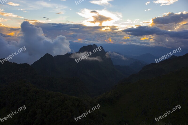 Doi Chiang Dao Doi Luang Chiang Dao Mountan Nature Background