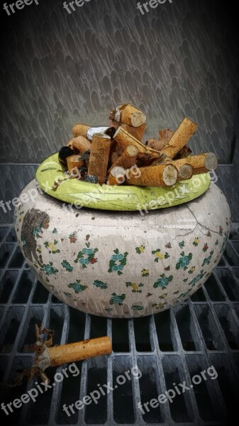 Smoking Ashtray Cigarettes Cigarette End Tilt