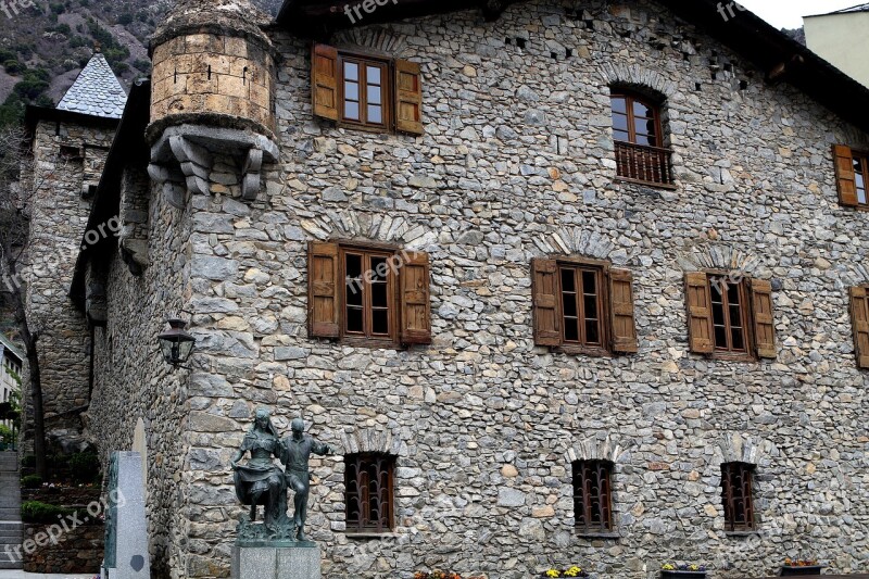 Andorra Andorra La Vella House Wooden Shutters Statue