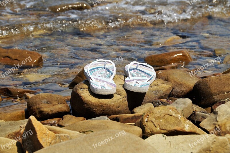 Flip Flops Flips Flops Rocky Beach Surf Sea