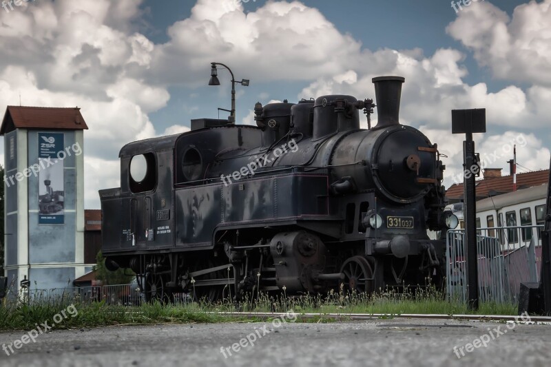 Train Wagons Steam Locomotive The Historical Train Railway