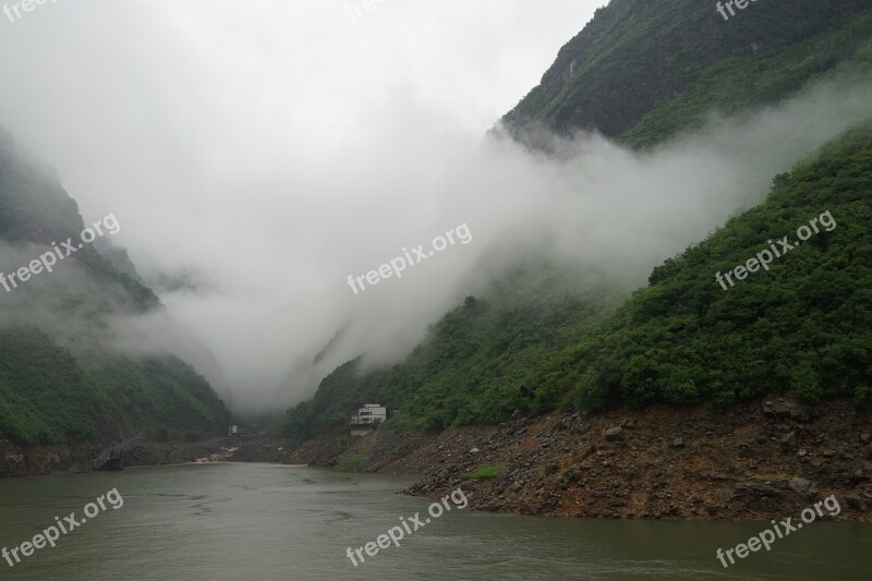 Misty Mountain Three Gorges Dam House Free Photos