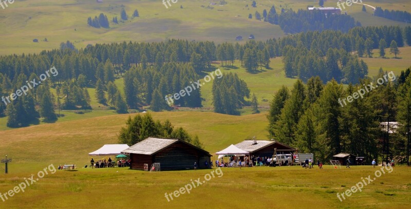 Alm Refuge Feast Prato Mountain