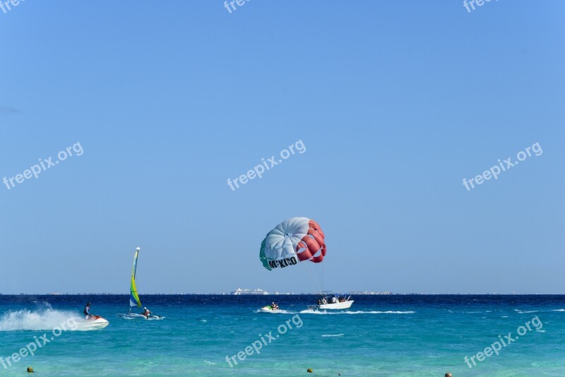 Mexico Cancún Beach Water Sports Vacations